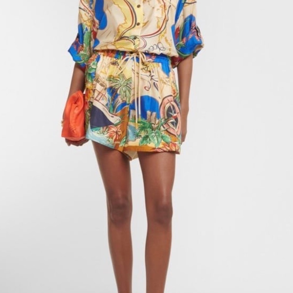 ZIMMERMANN
Alight printed silk shorts